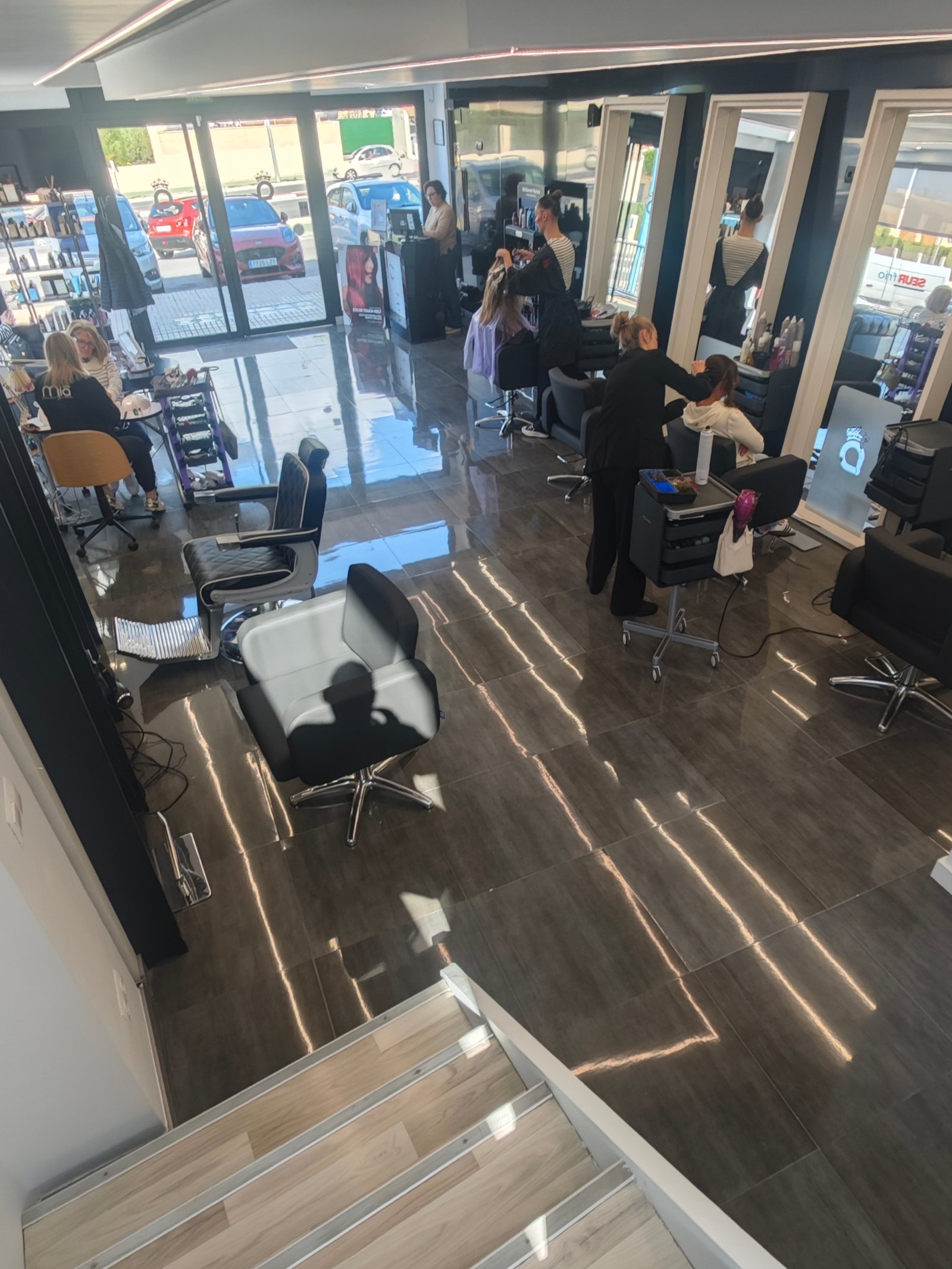 Fachada de Mía Estilistas